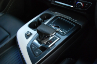 アウディ Q7 中古車