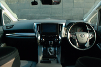 トヨタ アルファード 中古車