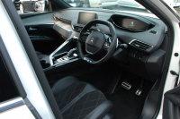 プジョー 5008 中古車