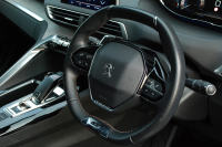 プジョー 5008 中古車