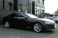 アウディ A4 中古車