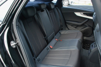 アウディ A4 中古車