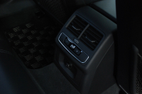 アウディ A4 中古車