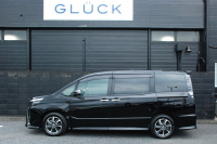 トヨタ ヴォクシー 中古車