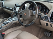 ポルシェ カイエン 中古車