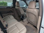 ポルシェ カイエン 中古車