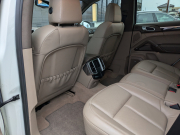 ポルシェ カイエン 中古車