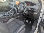 プジョー 5008 中古車