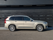 ボルボ XC90 中古車