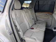 ボルボ XC90 中古車