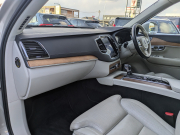 ボルボ XC90 中古車