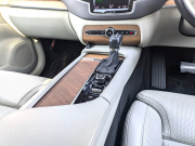 ボルボ XC90 中古車