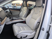 ボルボ XC90 中古車