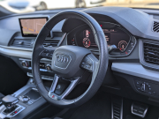 アウディ Q5 中古車