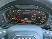アウディ Q5 中古車