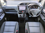 トヨタ ヴォクシー 中古車