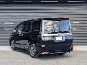 トヨタ ヴォクシー 中古車