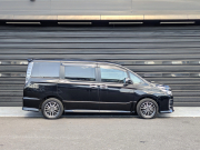 トヨタ ヴォクシー 中古車