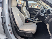 ボルボ XC40 中古車