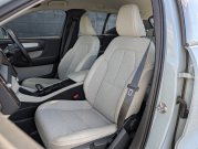 ボルボ XC40 中古車