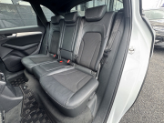 アウディ Q5 中古車