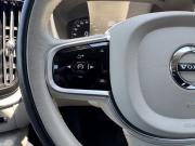 ボルボ XC60 中古車