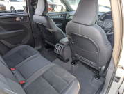 ボルボ XC40 中古車