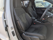 ボルボ XC40 中古車