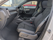 ボルボ XC40 中古車