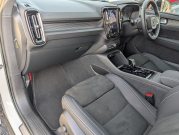 ボルボ XC40 中古車