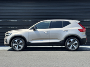 ボルボ XC40 中古車