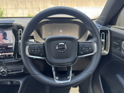 ボルボ XC40 中古車