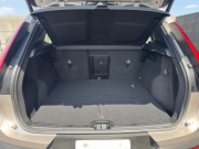 ボルボ XC40 中古車