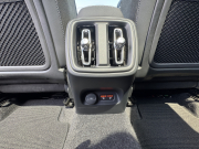 ボルボ XC40 中古車