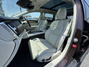 ボルボ V90 中古車