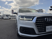 アウディ Q7 中古車