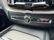 ボルボ XC60 中古車