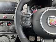 アバルト 695 中古車