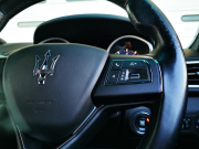 マセラティ ギブリ 中古車