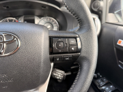 トヨタ ハイラックス 中古車