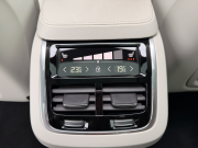 ボルボ XC90 中古車