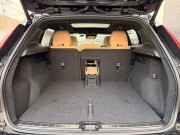 ボルボ XC40 中古車