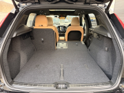 ボルボ XC40 中古車