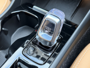 ボルボ XC40 中古車