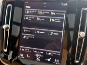 ボルボ XC40 中古車