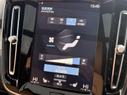 ボルボ XC40 中古車