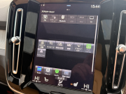 ボルボ XC40 中古車