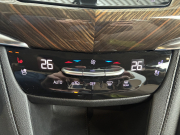 キャデラック XT6 中古車