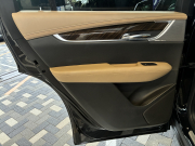 キャデラック XT6 中古車