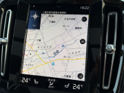 ボルボ XC40 中古車